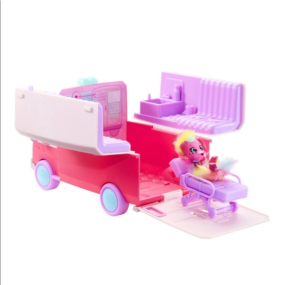 Scruff Surprise Pets Vet Rescue Ambulance - Picture 4 of 5